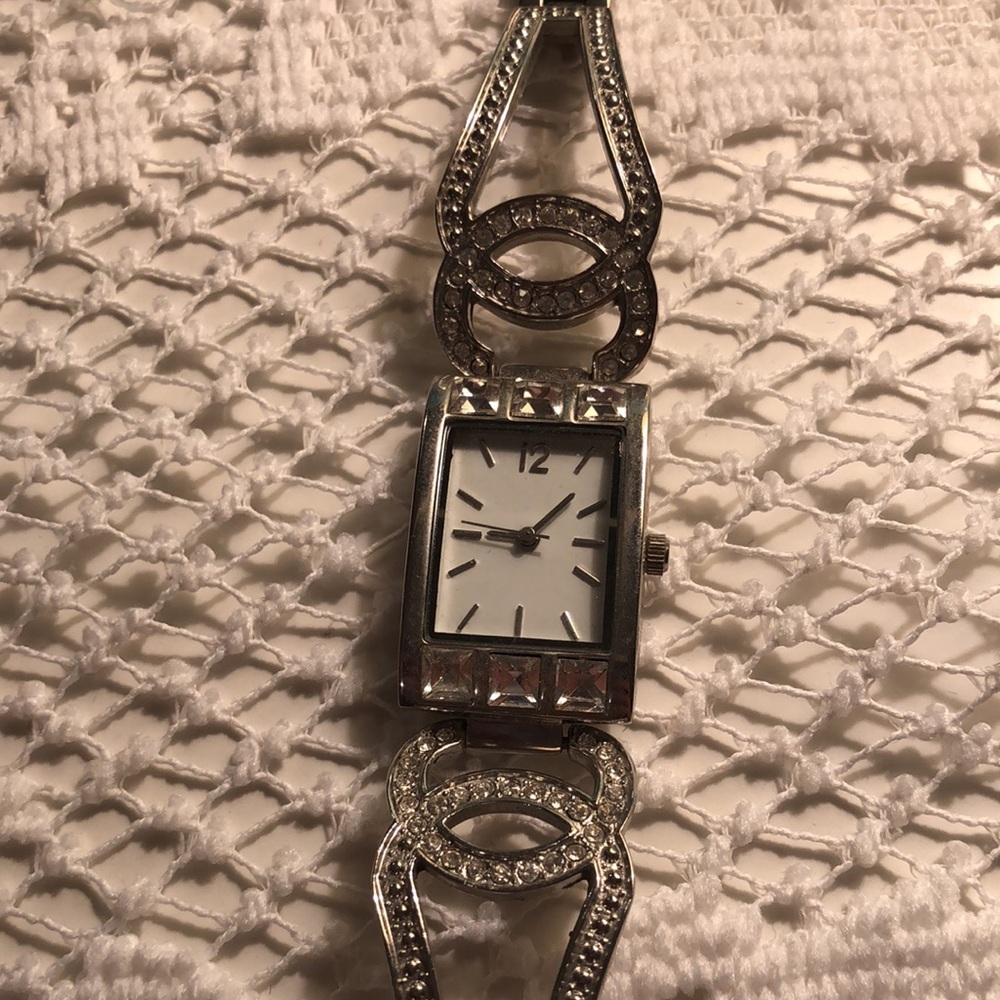 Watch - Picture 2 of 7
